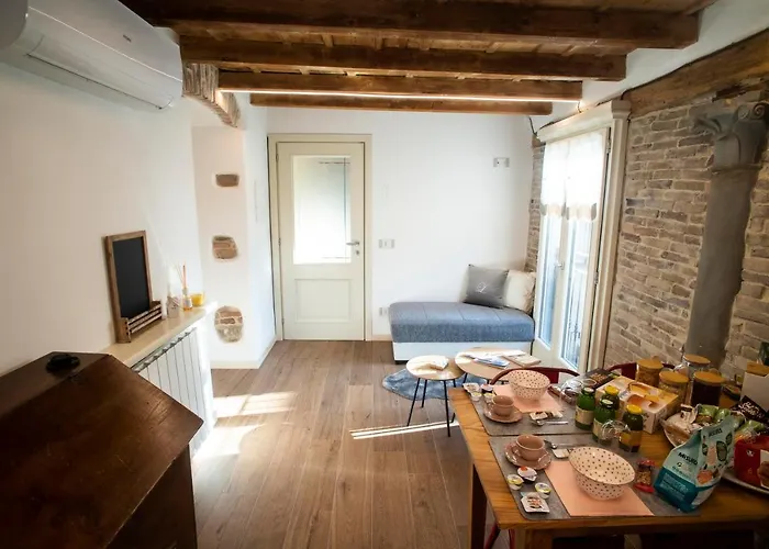 Apartment The Key Of