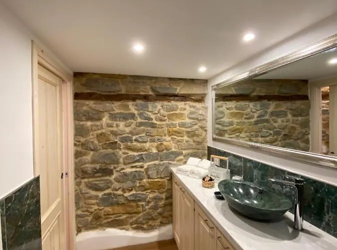 Apartment The Key Of *